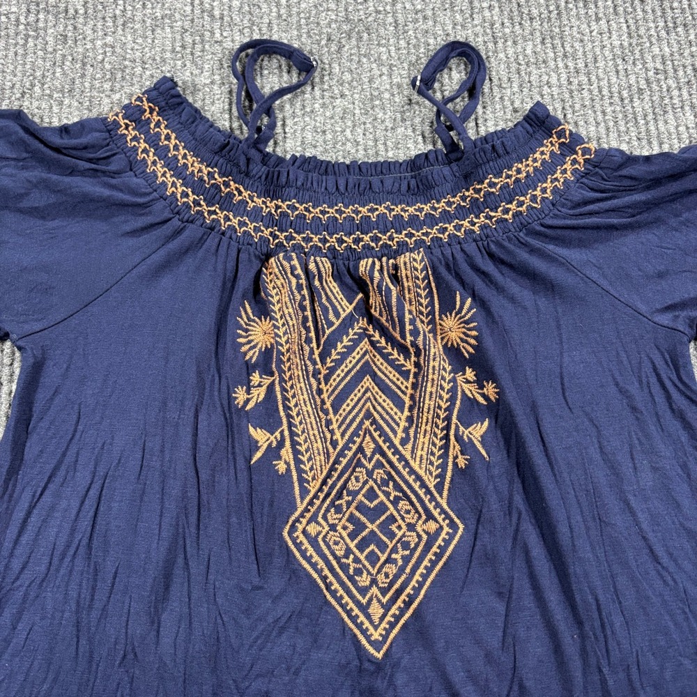Forgotten Grace Cold Shoulder Top Women Small Navy Blue Embroidered Bell Sleeve‎